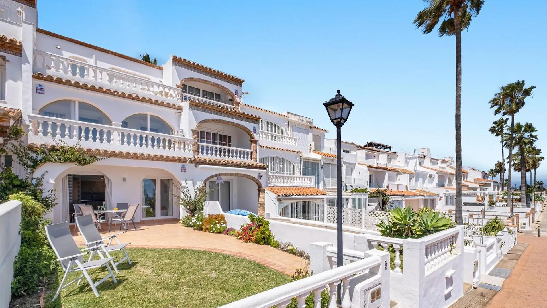 Beachfront Bliss Seaside Retreat Apartment Manilva 0*,  Spain
